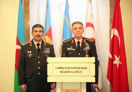 Zakir Həsənov Türkiyə ordu generalı ilə danışıqlarda
