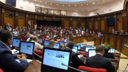 Erməni parlamenti Qarabağı tanımağı planlaşdırmır