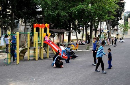 “Bakı Metropoliteni”ndən uşaqlar üçün hədiyyə