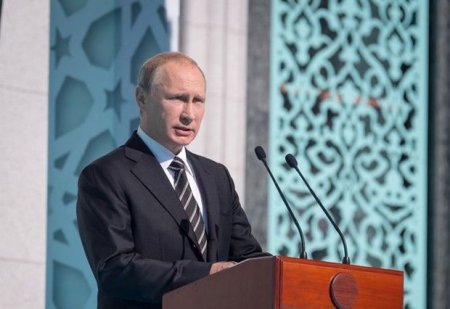 Putin Rusiyanı müsəlmanların müttəfiqi adlandırdı