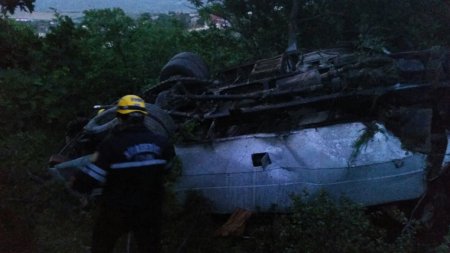 Sumqayıt Texniki Kollecinin tələbələri qəzaya düşdü: 2 ölü 21 yaralı