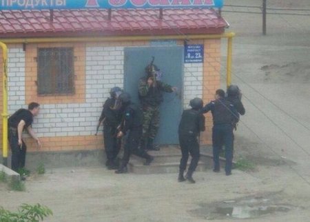 Qazaxıstan Aktobedə baş verən hücumu terror aktı adlandırdı
