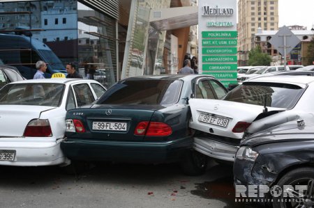 Bakıda 6 avtomobil toqquşdu