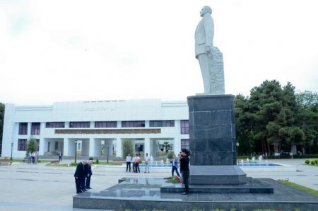 Ziya Məmmədov Sabirabadda vətəndaşları qəbul etdi