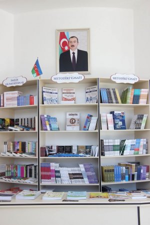 Azərbaycanın ən böyük kitab mağazası Gəncədə fəaliyyətə başladı