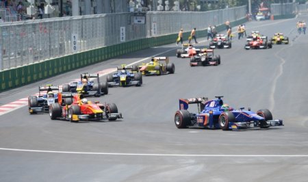 İtaliyalı pilot GP2 seriyası üzrə birinci yarışın qalibi olub