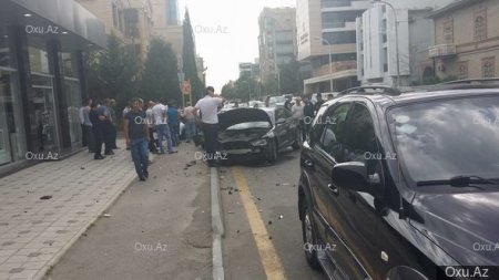 Nəsimi rayonunda yol qəzası baş verib