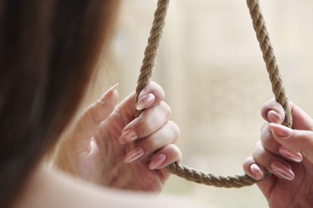 23 yaşlı Fatimənin intiharının səbəbi açıqlandı