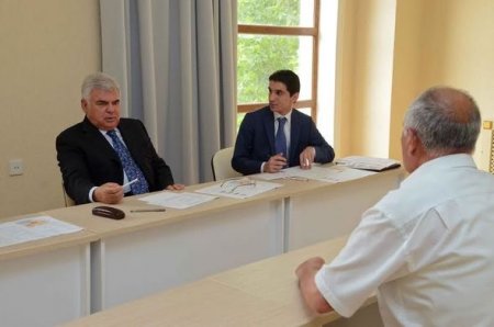 Ziya Məmmədov vətəndaşları qəbul edib