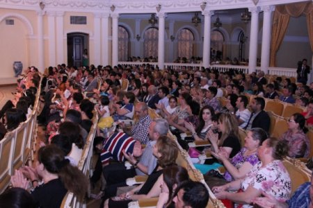 Bakıda türkdilli dövlətlərin müstəqilliyinin 25 illiyi qeyd olunub