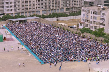 Bakıda bayram namazı