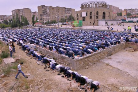Bakıda bayram namazı