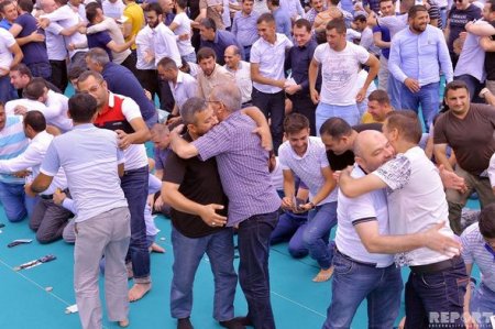 Bakıda bayram namazı