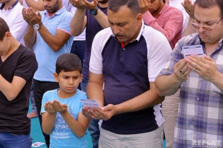 Bakıda bayram namazı