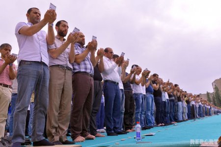 Bakıda bayram namazı