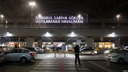 Daha 8 general hava limanında qaçarkən tutuldu