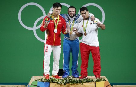 Azərbaycanlı olimpiya qızıl medalını Qazaxıstana aparır
