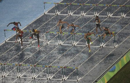 Rio-2016: Yüngül atletika yarışları dayandırıldı