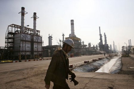 İranda daha bir neft-kimya zavodu tikiləcək
