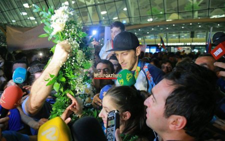 Olimpiyaçılarımız Bakıda belə qarşılandı