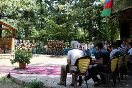 Lənkəranda aprel döyüşçülərinin bir qrupu ilə görüş keçirilib