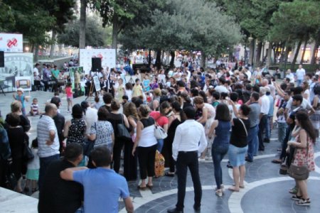 "Retro Bakı" layihəsində yeni konsert proqramları keçirilib