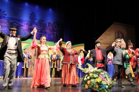 Musiqili Teatr 107-ci mövsümə “O olmasın, bu olsun”la başladı