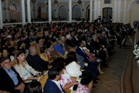 Azərbaycan Dövlət Mahnı və Rəqs Ansamblının yubileyi qeyd edilib