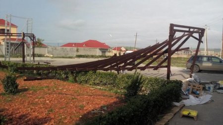 ANS-in çardağı dağıdıldı