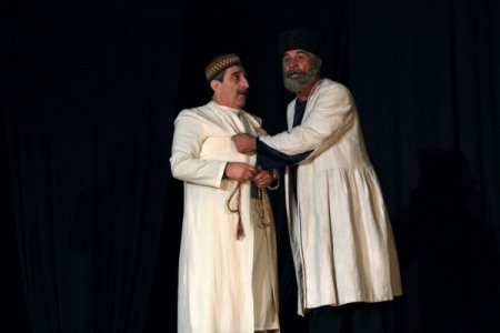 Lənkəran teatrında “Hacı Qara” komediyasının premyerası olub