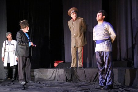 Lənkəran teatrında “Hacı Qara” komediyasının premyerası olub