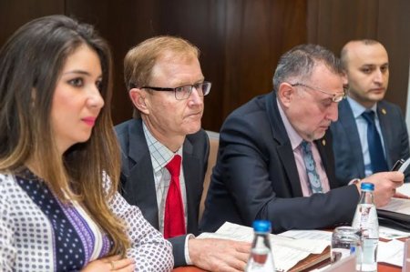 “PwC Azərbaycan” Vergi Məcəlləsinə edilmiş son dəyişikliklər mövzusunda seminar keçirdi
