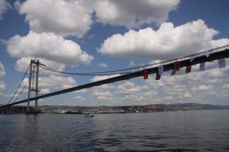 Türkiyədə dünyanın ən uzun asma körpüsü tikiləcək