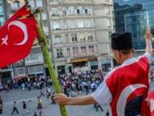 Ankarada və İstanbulda etirazlar başladı