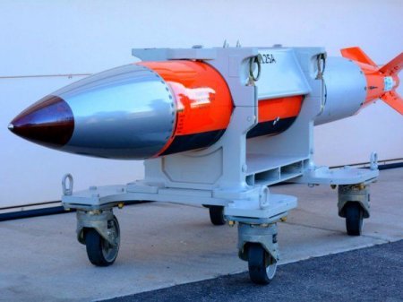 ABŞ ilk dəfə atom bombasını F-16 qırıcıları ilə sınaqdan keçirib