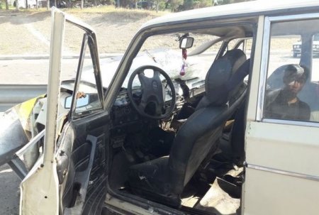 Bakı prospektində 3 avtomobil toqquşdu: Ölən var