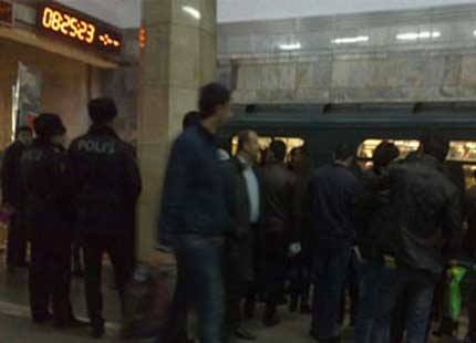Metro polisi mülki işçi axtarır