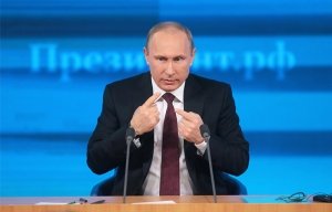 Putin: “Sürücülər benzinə dizel qarışdıra bilmir, ona görə də kütləvi şəkildə işdən çıxır”