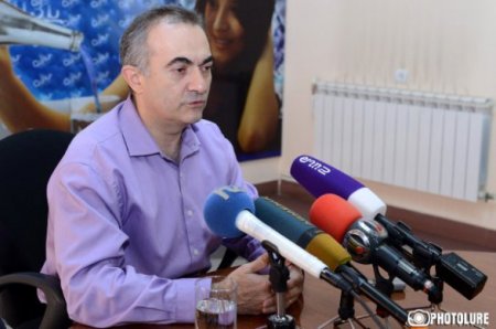 Tevan Poqosyan: 2017 Ermənistan üçün uğursuz il oldu