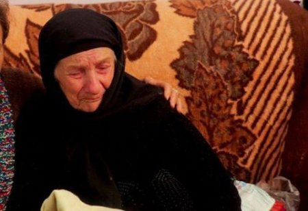 104 yaşlı çeçen qarını Kərbəla adına Goranboya göndərdilər, küçədə tapıldı…