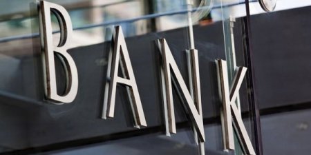 Banklar bağlanır: Borclar da “bağlanır”?
