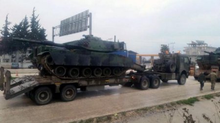 Türk tankları Afrinə girdi, ABŞ geri çəkildi: 