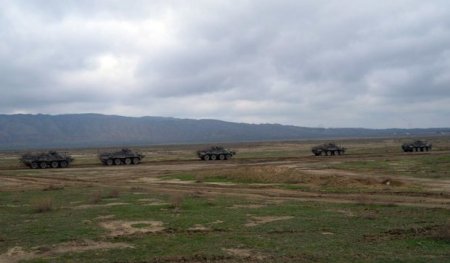 Azərbaycan ordusunun genişmiqyaslı təlimlərinin döyüş atışlı əsas mərhələsi keçirilib