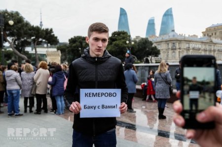 Bakı Bulvarında Kemerovodakı faciə ilə əlaqədar aksiya keçirilib