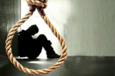 Şamaxıda xalası oğlu ilə nişanlı olan qız intihar edib