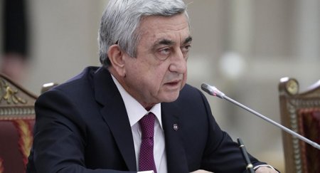 Ermənistan baş naziri Serj Sarkisyan istefa verdi