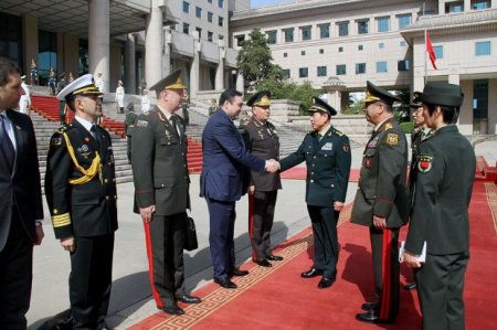 Azərbaycan və Çin hərbi müqavilə imzaladılar