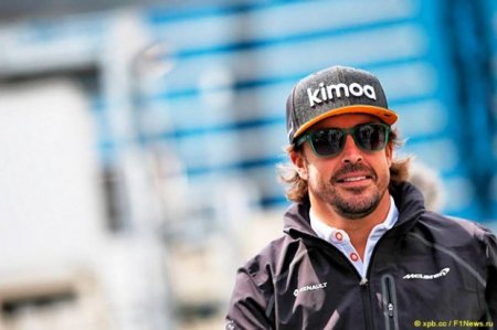 Fernando Alonso Bakıda qəza törədən rus pilota "axmaq" dedi