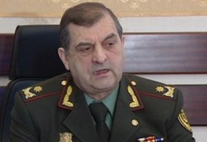 Dezinformasiya: general Hüseyn Əlixanov işdən çıxarılmayıb