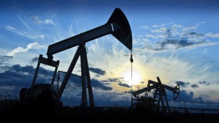 Reuters: ABŞ nefti Azərbaycan neftini bazarda sıxışdırır